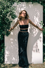 Fría Black Dress and Cape