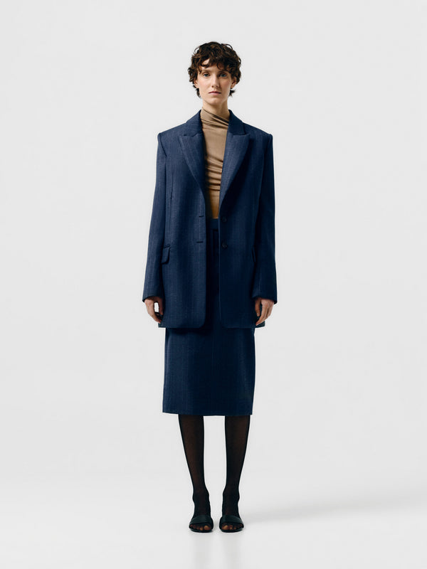 LOOK 38