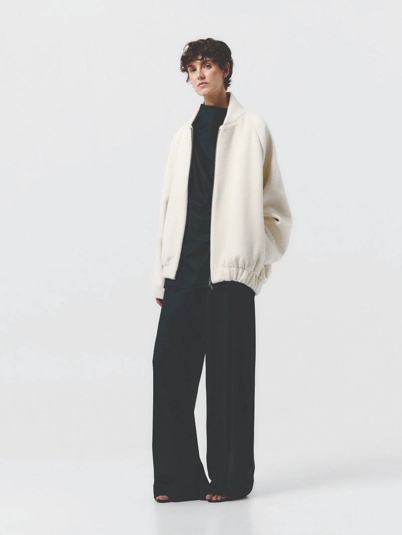 LOOK 19