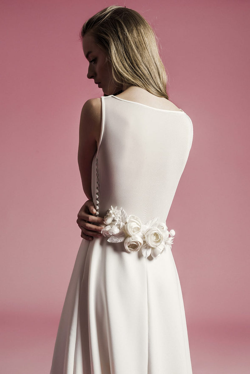 Edna with flower detail | Wedding dress | Sophie et Voilà